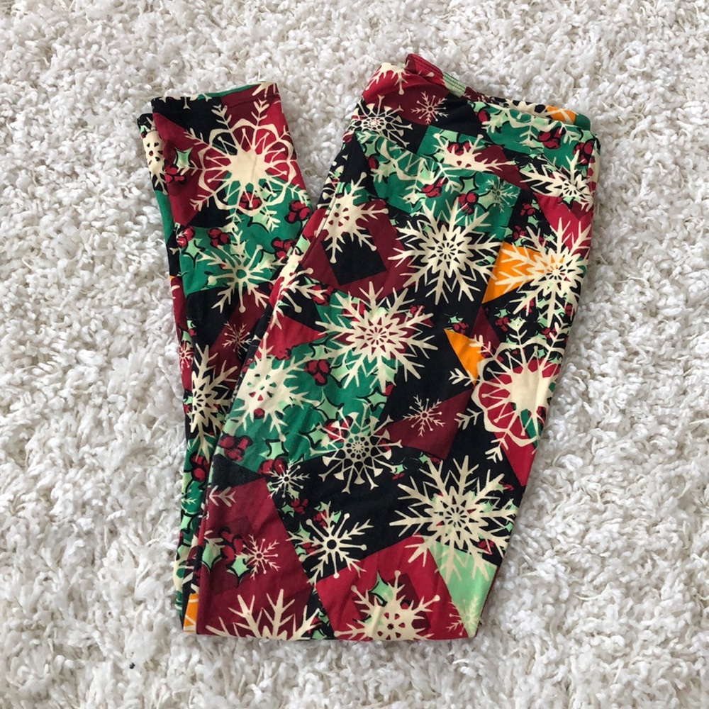 LuLaRoe TC Snowflake Leggings